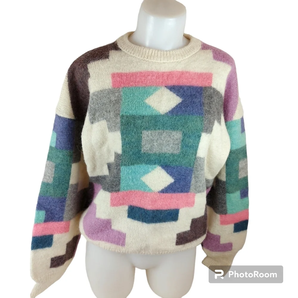 Colorful Geometric Pattern Sweater - Picture 2 of 8